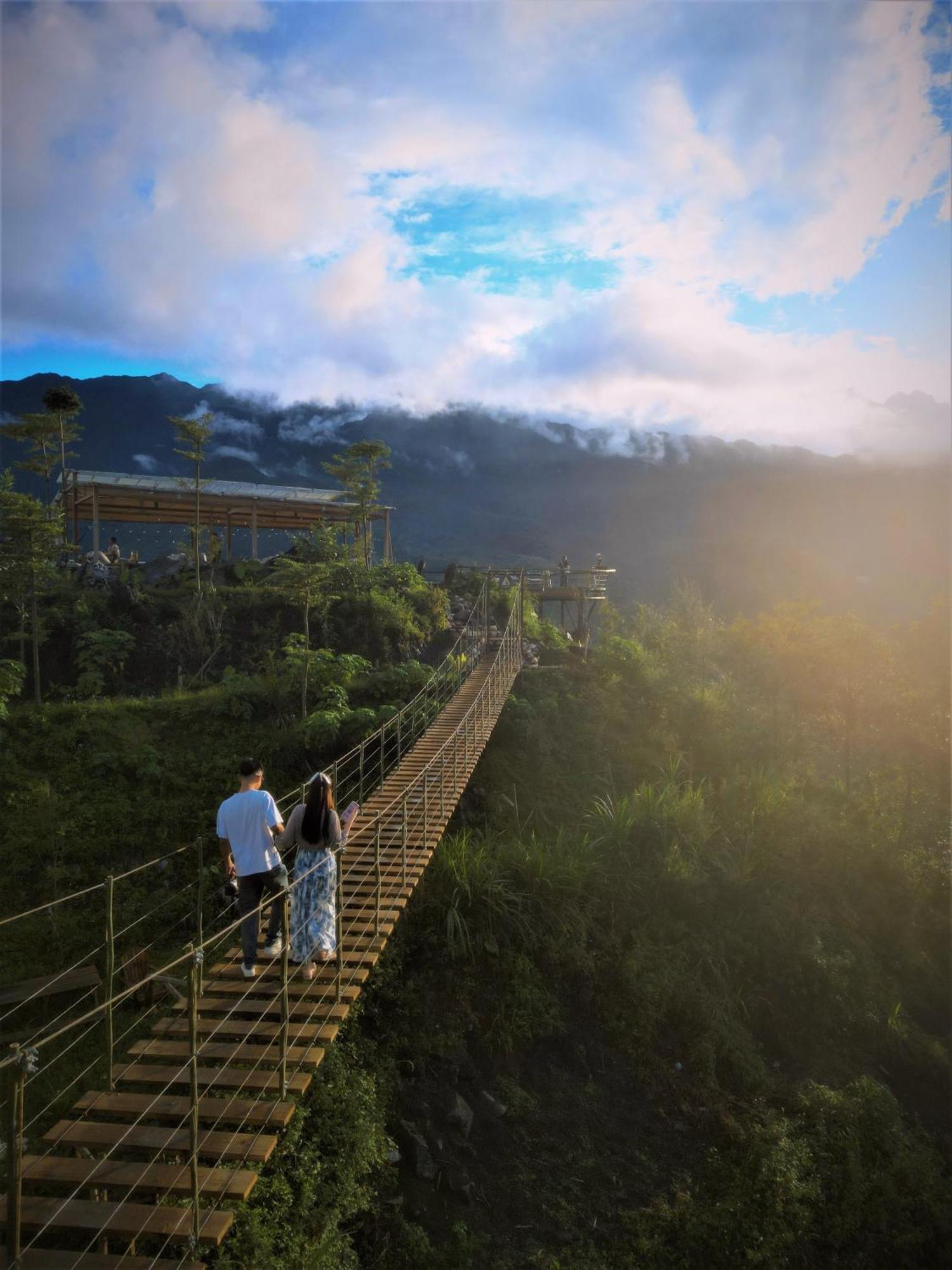 Phansi - Glamping, View Point 360, Bar & Bbq Sapa Exteriör bild
