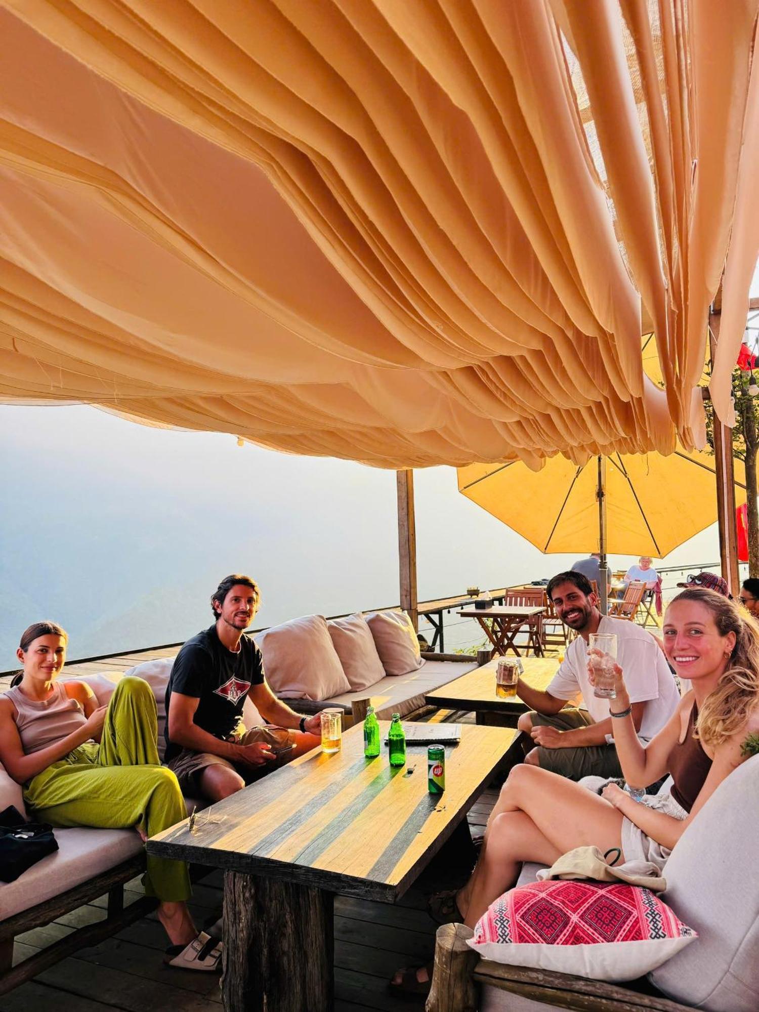 Phansi - Glamping, View Point 360, Bar & Bbq Sapa Exteriör bild